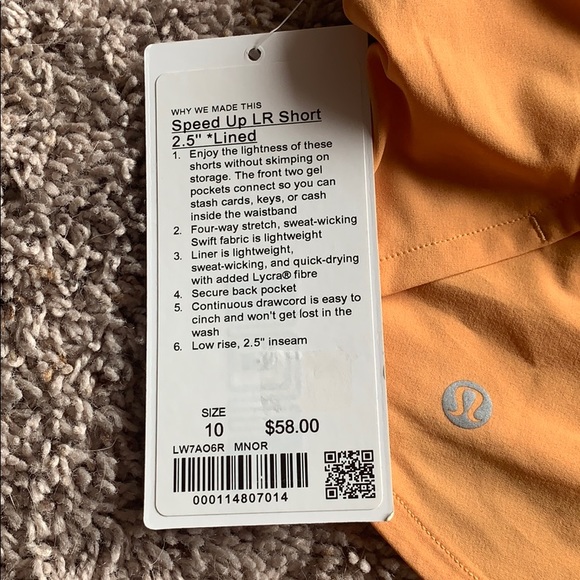 Lululemon Speed Up Shorts - Picture 3 of 5